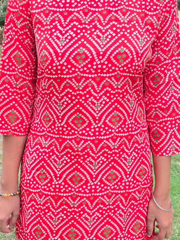 Bibhatsu_Women's_Red_Bandhani_Printed_Cotton_Straight_Kurti_3_4_Sleeve_Casual_Office_Daily_Wear
