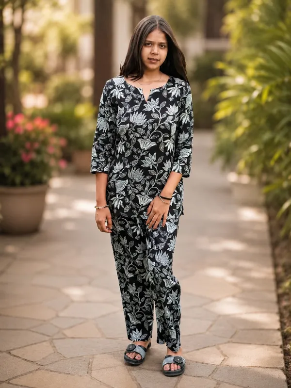 Bibhatsu_Women's_Black_Lotus_Printed_Cotton_Short_Co_Ord_Set_Round_Neck_3_4_Sleeve_Casual_Daily_Wear