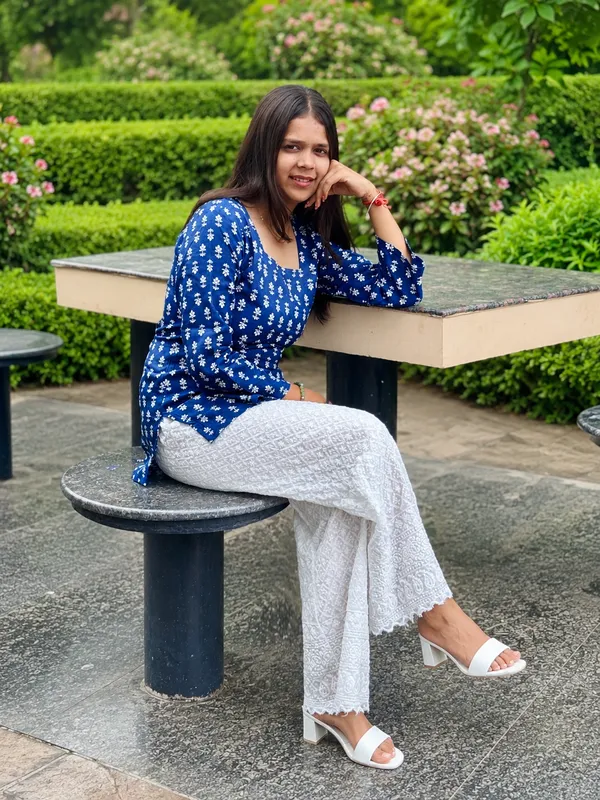 Bibhatsu_Women's_Blue_Printed_Straight_Kurti_3/4_Sleeve