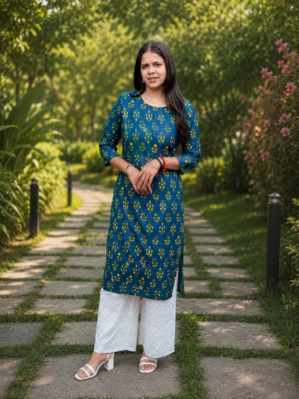 Bibhatsu_Women's_Blue_Printed_Straight_Kurti_with_3/4_Sleeves