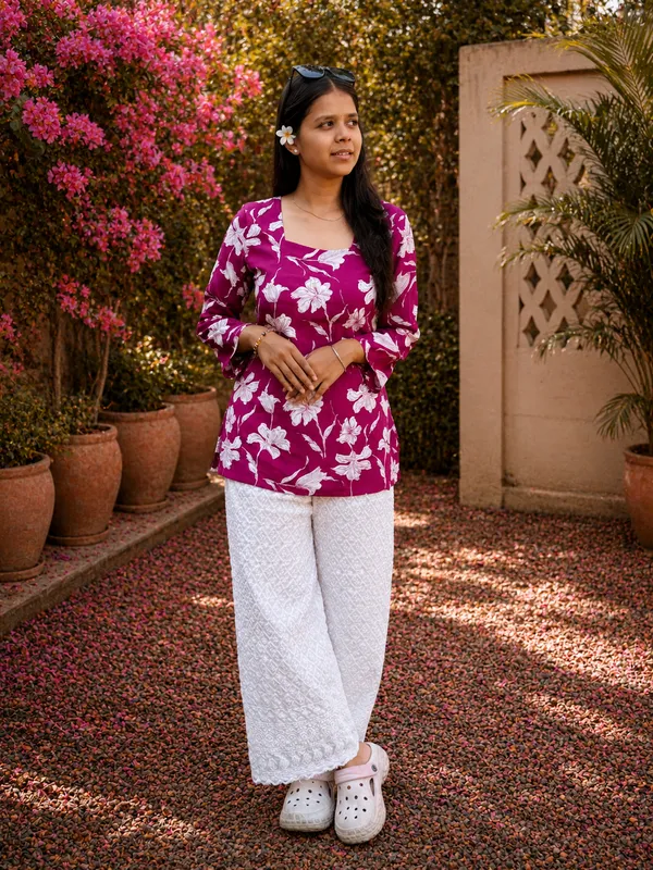 Bibhatsu_Apparels_Women's_Purple_Floral_Printed_Straight_Kurti_Square_Neck_Full_Sleeves_Cotton_Kurti