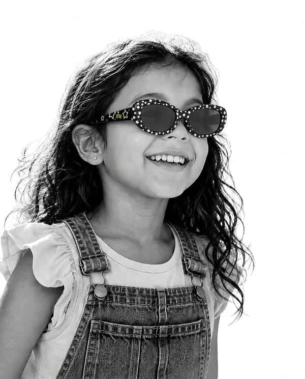 Kids_Sunglasses_Star_Print_100_Uv_Protection_Black_White_4_12y