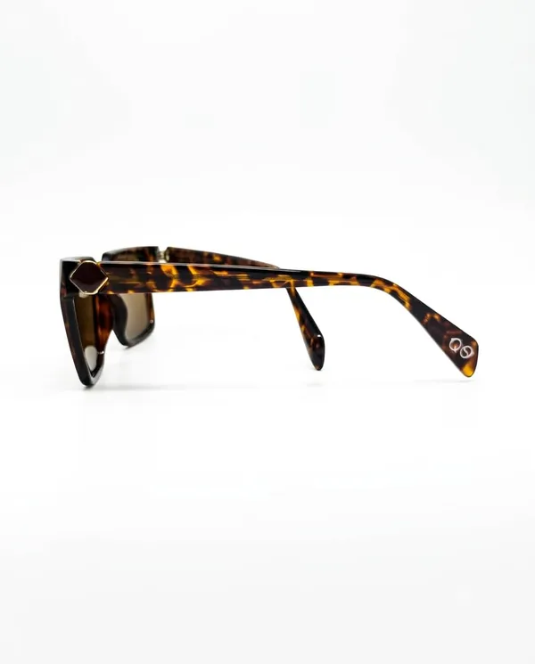 Quickstyle_Polarised_Uv400_Sunglasses_For_Women_Leopard_Print_Zero_Glare_Hd_Clarity_Featherlight_Frame_Scratch_Resistant_Chunky_Metal_Details_Durable_For_Life