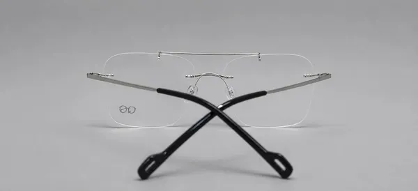 Quickstyle_Frameless_Blue_Light_Blocking_Glasses_With_Uv400_Unisex_Rimless_Featherlight_Frameless_All_Day_Wear_Rx_Customisable_Zero_Power_Ready_To_Wear_Rimless_Eyewear