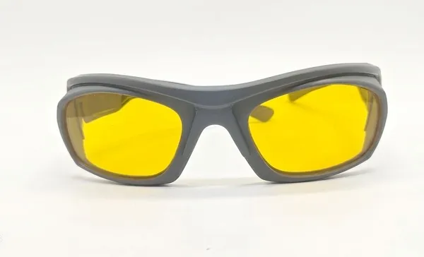 Grey_Tr90_Wrap-Around_Sports_Sunglasses_For_Men