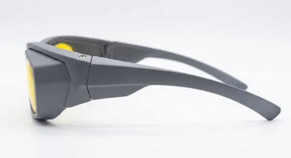 Grey_Tr90_Wrap-Around_Sports_Sunglasses_For_Men