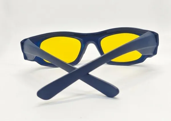 Blue_Tr90_Wrap-Around_Sports_Sunglasses_For_Men_Women