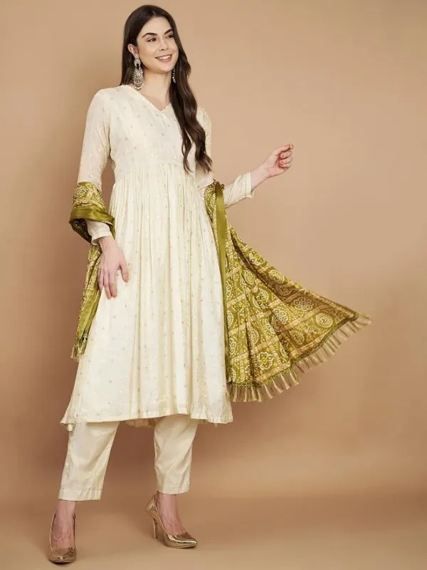 Olive_Green_Chinon_Crushed_Bandhani_Printed_Dupatta_With_Tassels_For_Women