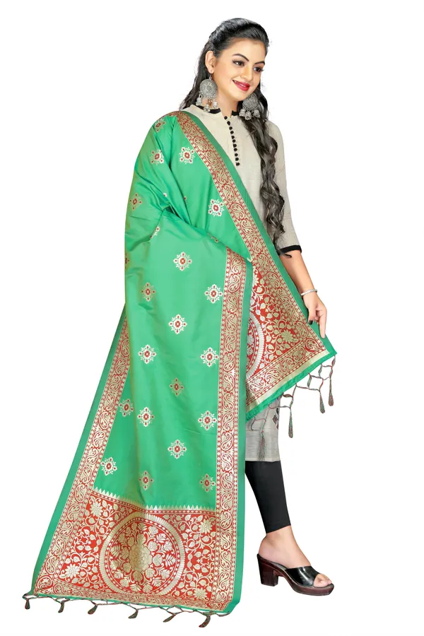 Green_Threads_Jacquard_Self_Design_Dupatta_For_Women
