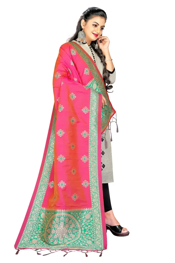 Pink_Threads_Jacquard_Self_Design_Dupatta_For_Women