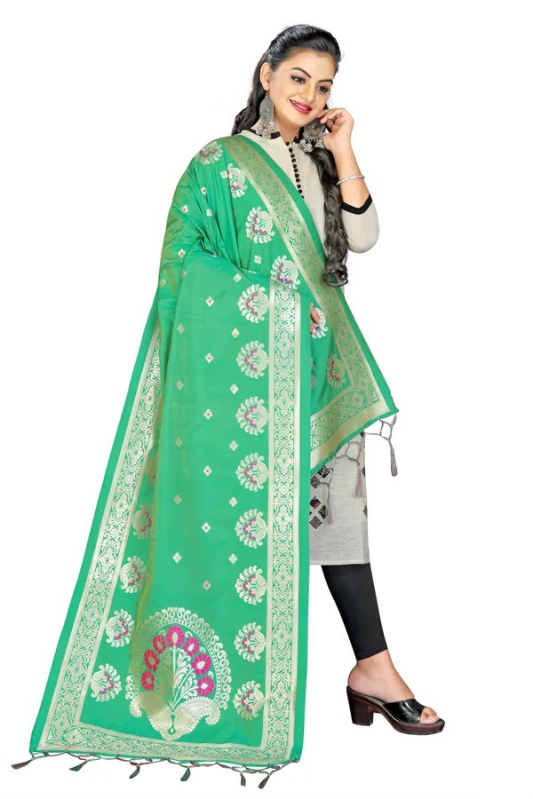 Green_Threads_Jacquard_Self_Design_Dupatta_For_Women