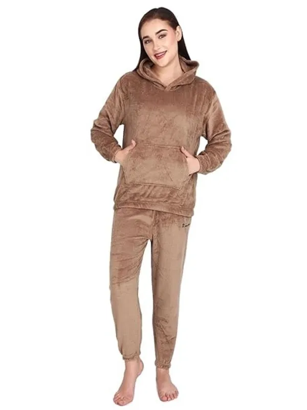 Women_Sweatshirt_And_Trouser_Set