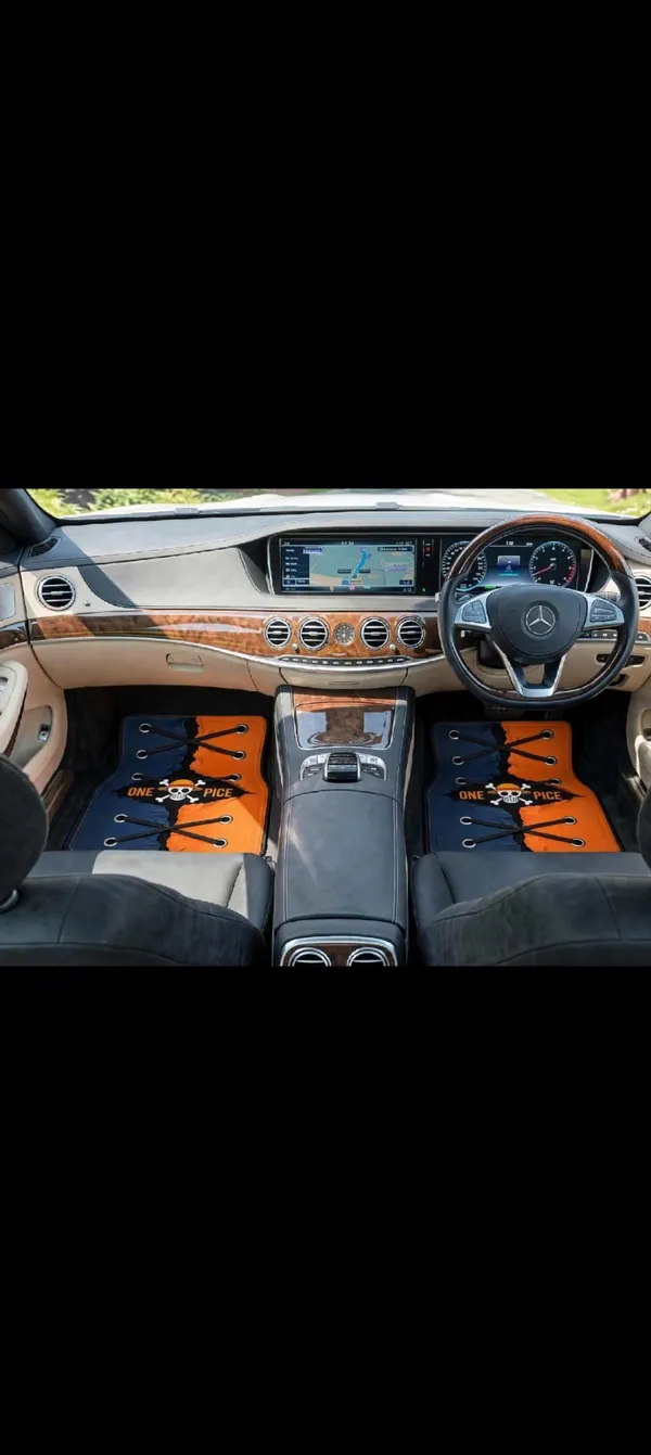 Polyester_Anti-Slip_Rubber_Black_Orange_Graphic_Print_Car_Floor_Mat_Pack_Of_4