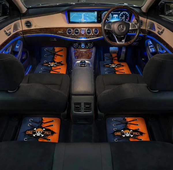 Polyester_Anti-Slip_Rubber_Black_Orange_Graphic_Print_Car_Floor_Mat_Pack_Of_4