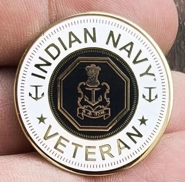 Navy_Veteran_Brass_Lapel_Pin_Round