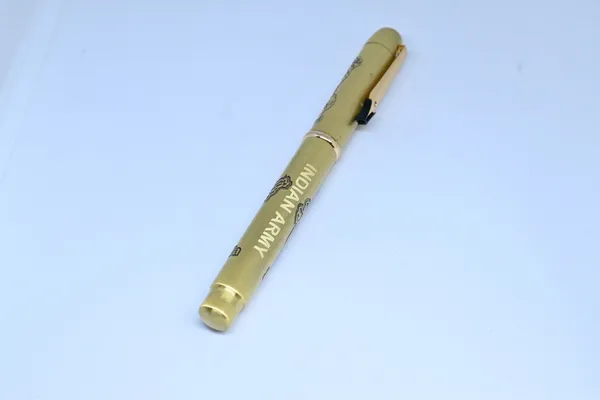 Brass_Navy_Pen_With_Ashoka_Stumbh