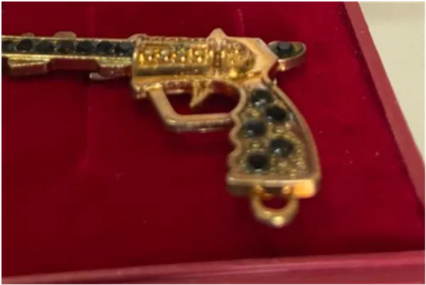 Pistol_Lapel_Pin_With_Stones