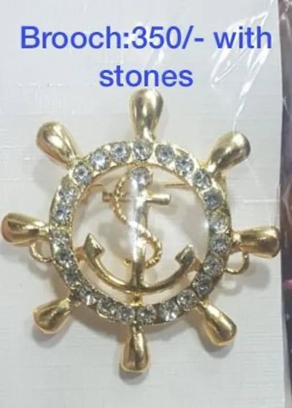 Brooch_Ship_Wheel_With_Stones_30mm_Size