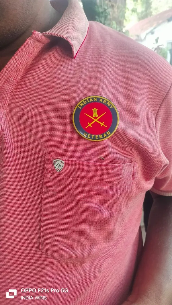 Army_Metal_Badge