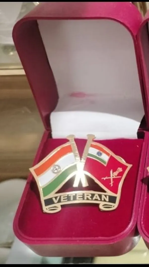 Army_Flag_And_India_Flag_Pair_Lapel_Pin