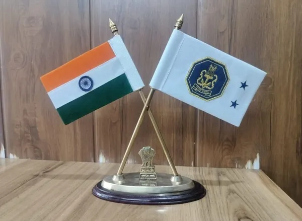 Admiral_Flag_Stand_With_Indian_Flag_And_Navy_Flag_With_Stars