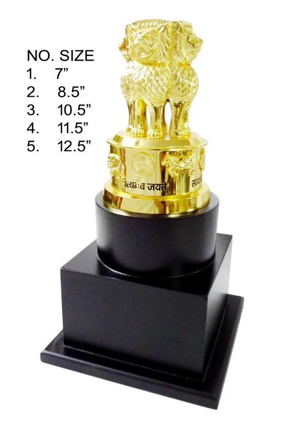 Brass_Ashoka_Stumbh_With_Wooden_Base_7_Inches