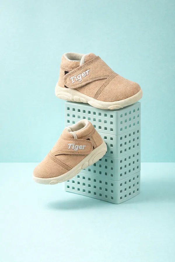 Cream_Musical_Sandal_And_Casual_Shoes_For_Babies