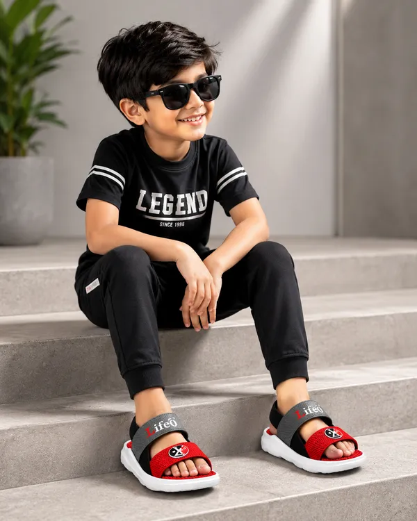 Red_And_Black_Casual_Sandals_For_Boys