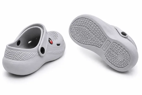 Grey_Casual_Slip_On_Clogs_For_Unisex