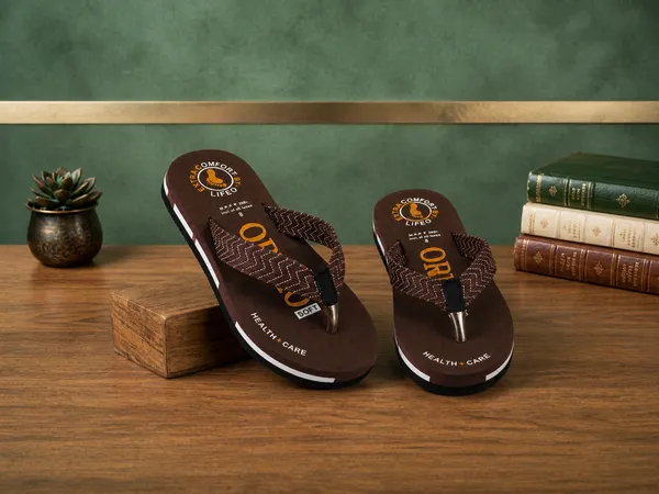 Brown_Casual_Flip-Flops_For_Men