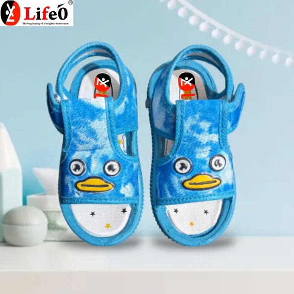 Sky_Blue_Textured_Cartoon_Sandals_For_Kids