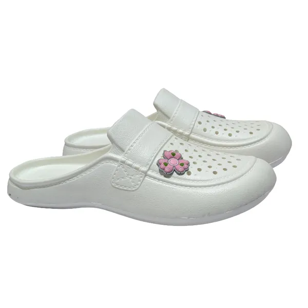 White_Slip-On_Clog_Sandals_For_Women