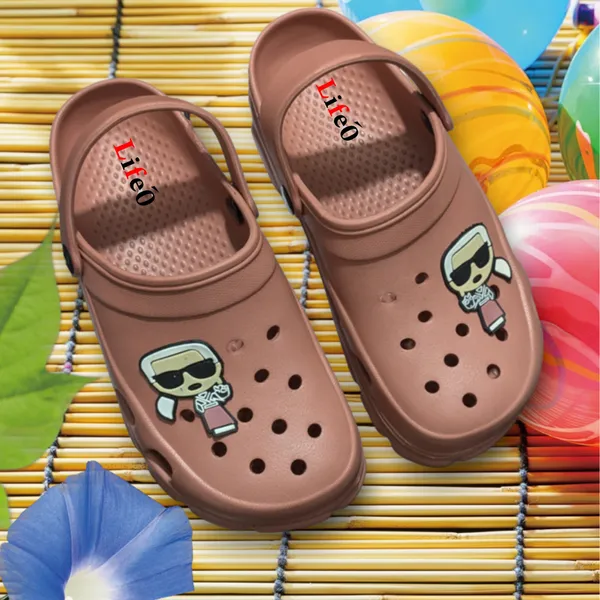 Brown_Casual_Clog_Shoes_For_Adults