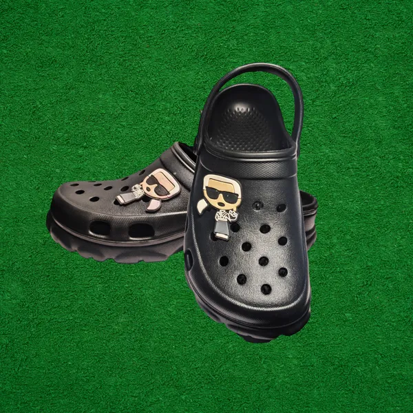 Black_Casual_Clogs_For_Unisex