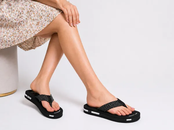 Black_Soft_Sole_Flip_Flops_For_Men