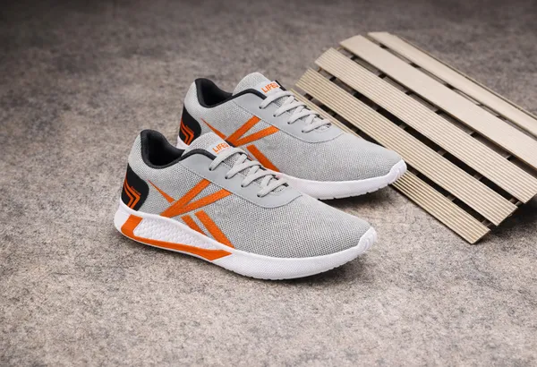 Grey_Mesh_Running_Shoes_For_Men