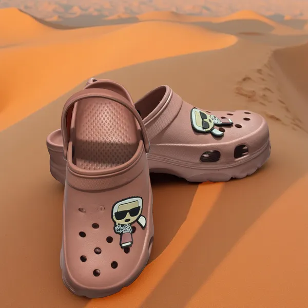 Brown_Casual_Clog_Shoes_For_Adults