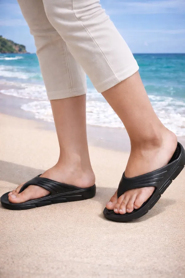Black_Casual_Flip_Flops_For_Adults