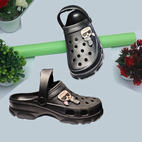 Black_Casual_Clogs_For_Unisex