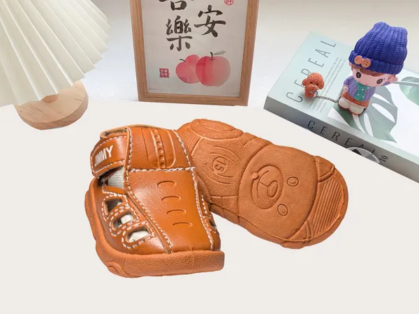 Brown_Velcro_Ankle_Sandals_For_Babies