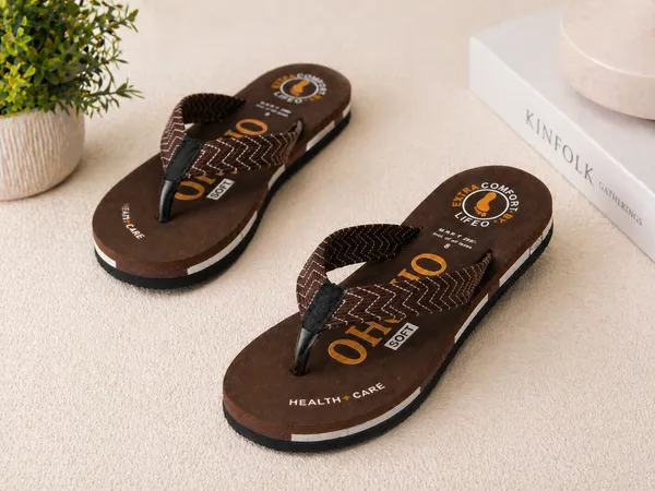 Brown_Casual_Flip-Flops_For_Men