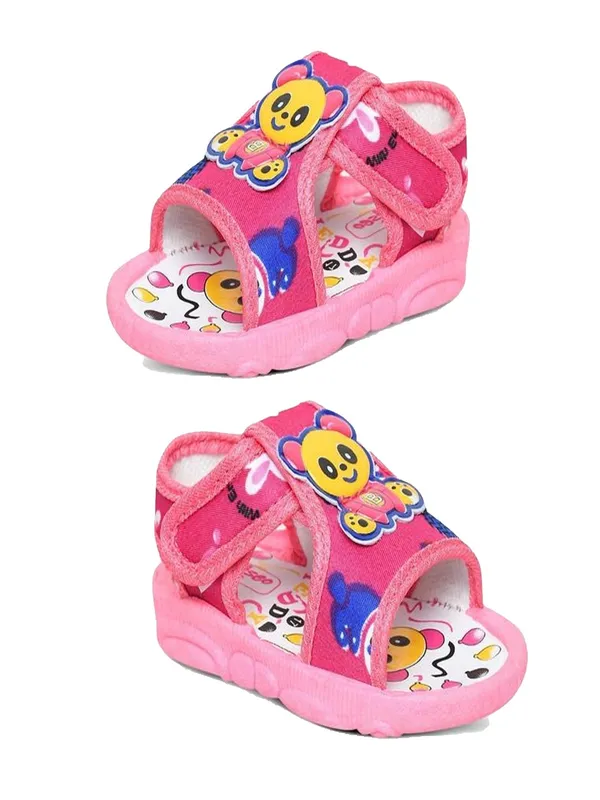 Pink_Printed_Open_Toe_Sandals_For_Girls