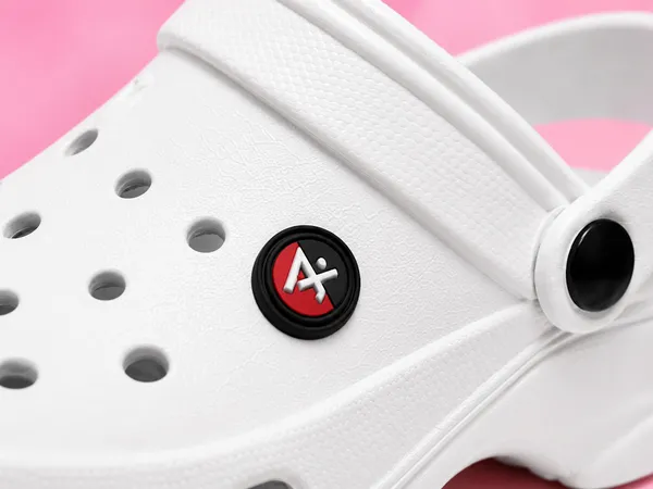White_Casual_Clogs_For_Unisex