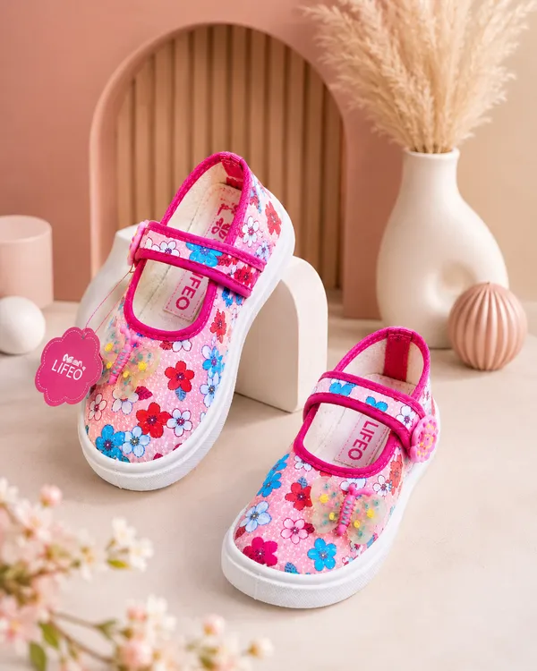 Pink_Canvas_Floral_Mary_Jane_Shoes_For_Girls