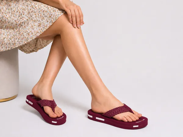 Maroon_Textured_Casual_Flip_Flops_For_Women