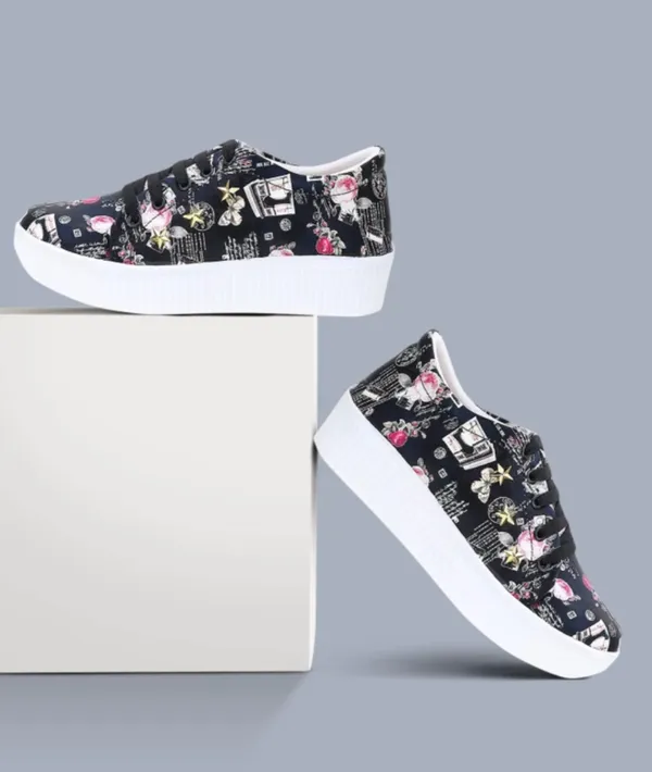 Multicolor_Printed_Lace-Up_Casual_Sneakers_For_Women