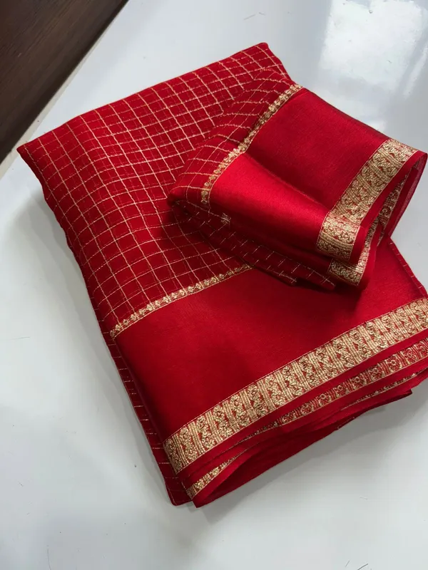 Red_Viscose_Georgette_Traditional_Saree_For_Women