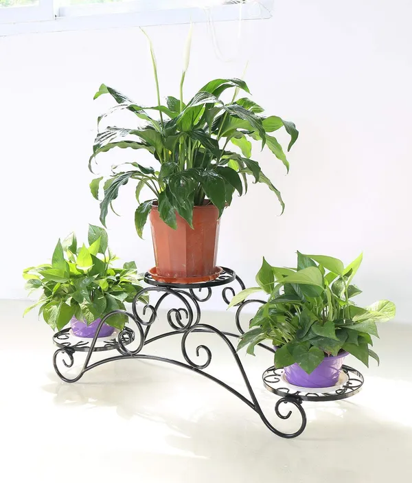 Metal_Arch_Plant_Stand_With_3_Holders