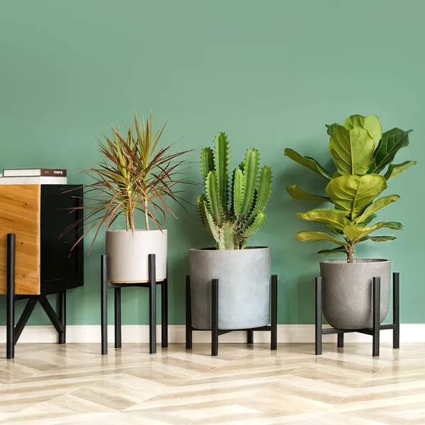 Metal_Plant_Stand