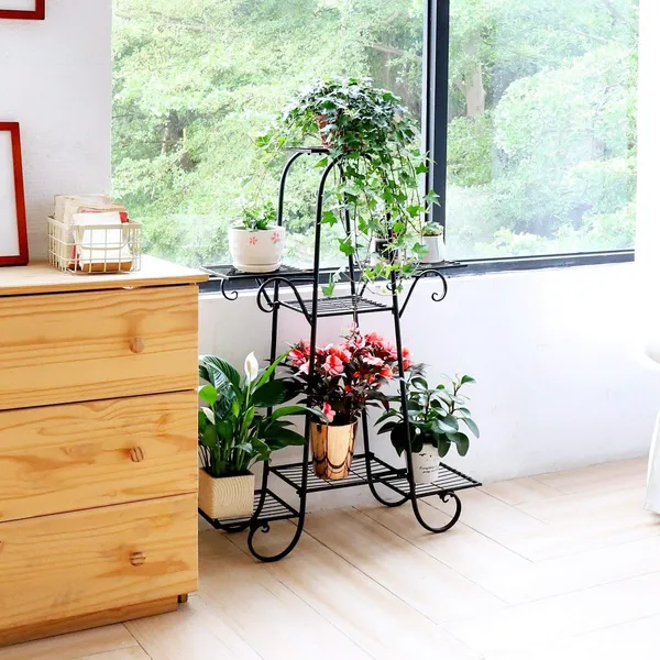 Metal_Plant_Stand